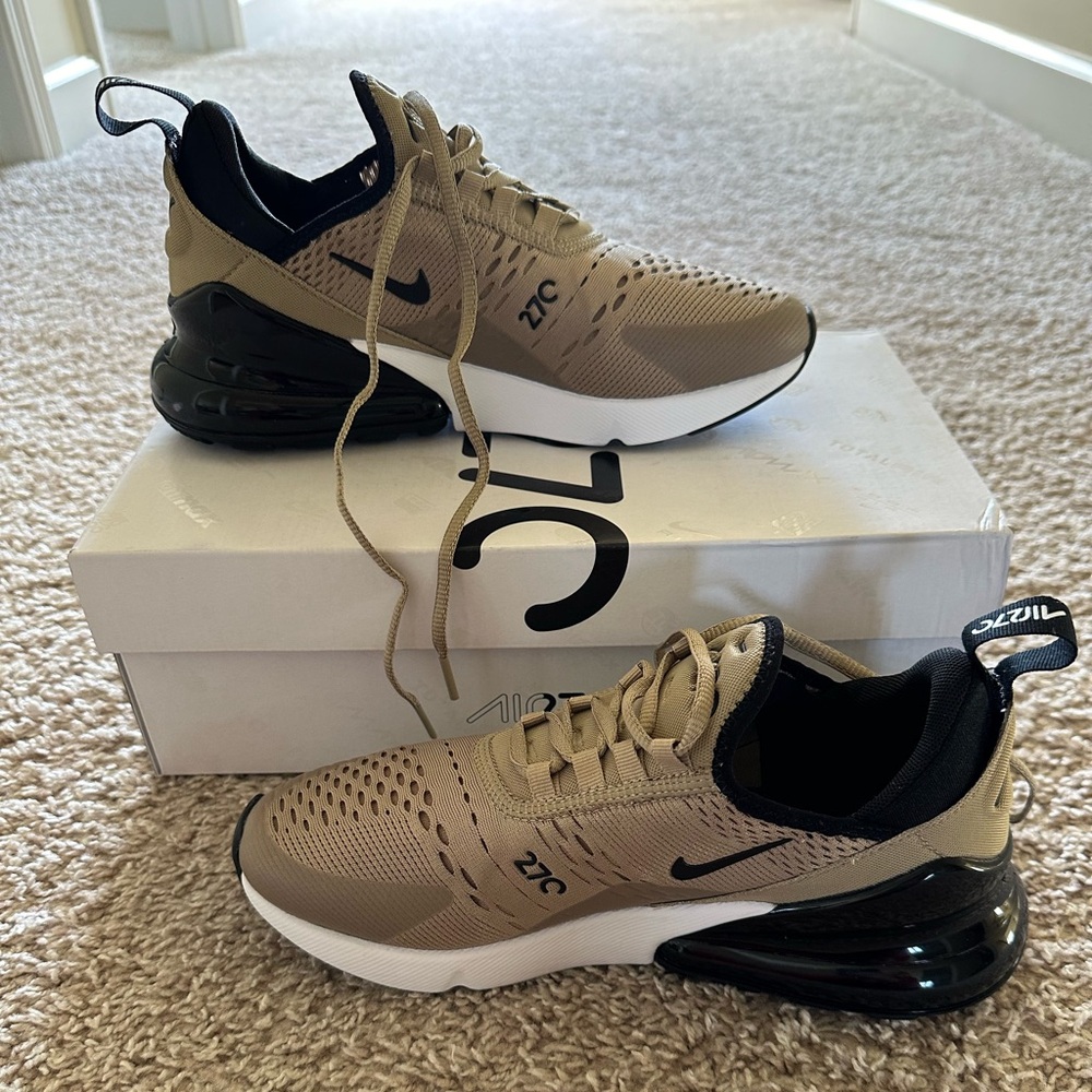 Nike men’s air max 270 brand new